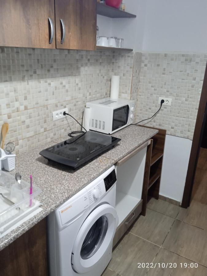 4 Rooms Apartment Tulcea Exterior photo